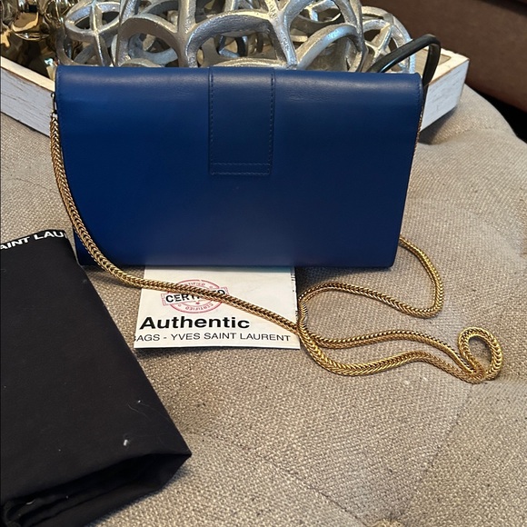 Yves Saint Laurent Y-Linge Clutch/Crossbody Gold Chain bag - Picture 3 of 11